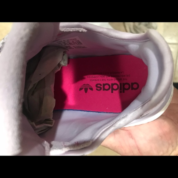 adidas New! NITE JOGGER J Sneaks! - Picture 3 of 8